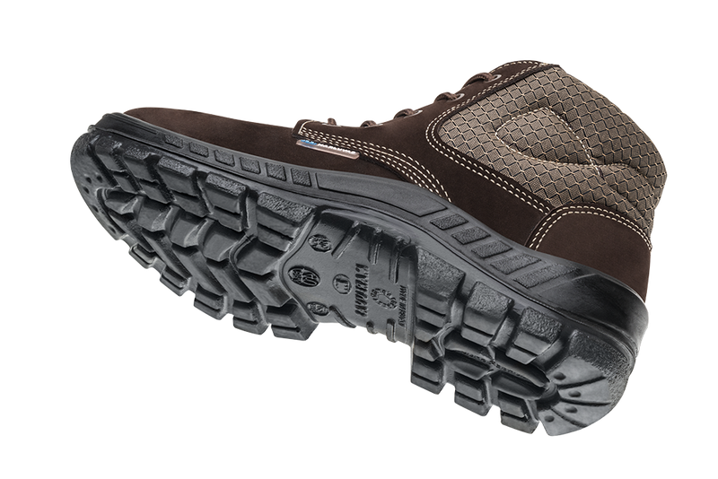 Bota linha Trekking (50B26-CB-BP-NUB)